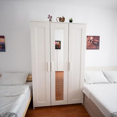 Aurel Vlaicu Apartment- Gara בראשוב מראה חיצוני תמונה